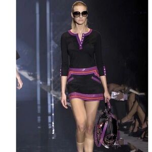 GUCCI BLACK SUEDE PURPLE PINK PATENT LEATHER MOD MINI SKIRT RUNWAY, 2007